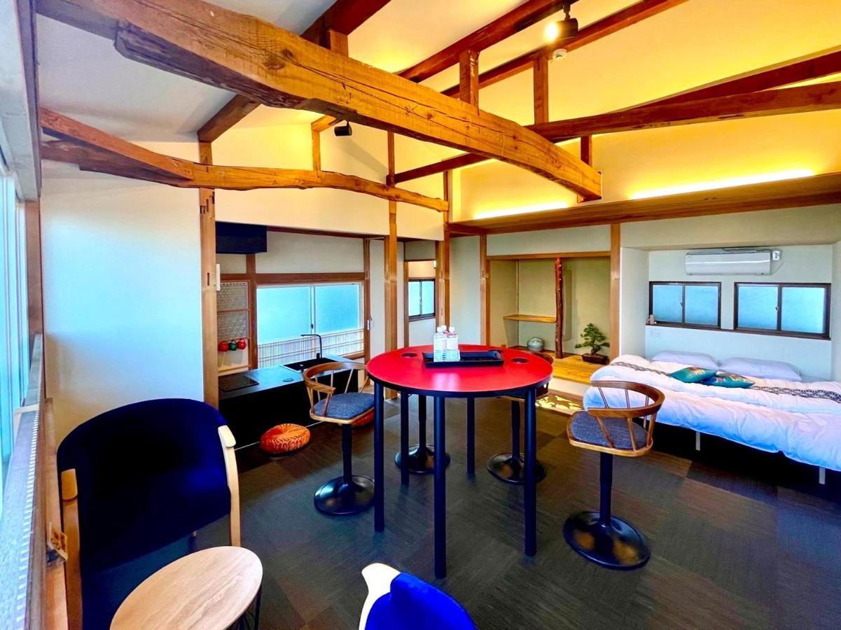 オーシャンビュー 加美屋リゾート 江ノ島,江ノ島の島内,仲見世通りから3分,海と日の出を臨む貸切の和モダン別荘 Fudzsiszava Kültér fotó